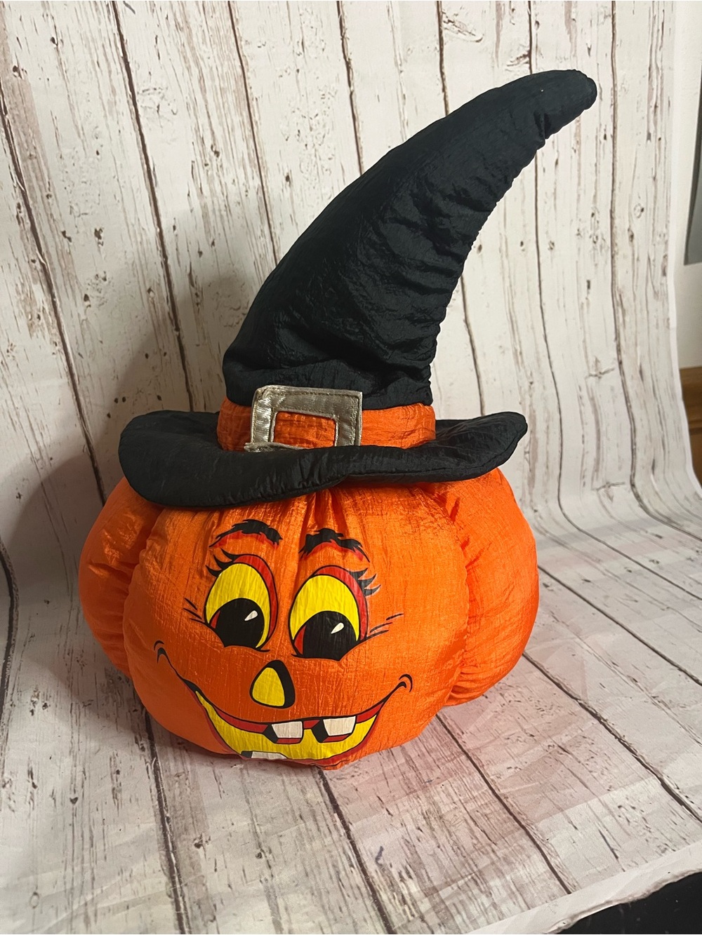 VTG  90’s Halloween Autumn Stuffed Pumpkin Jack-O-Lantern Parachute Nylon 11"